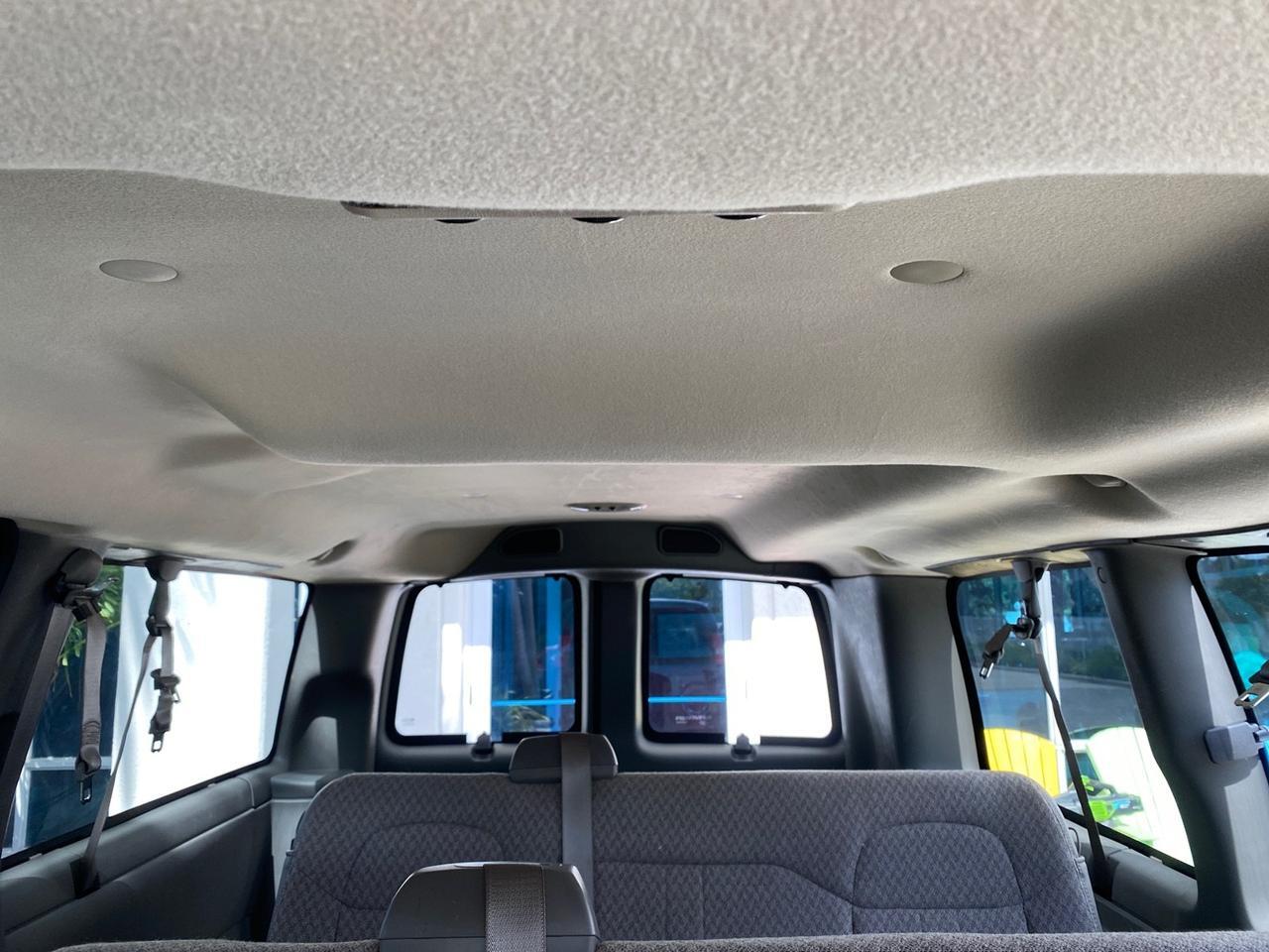 2009 GMC Savana Passenger LOW MILES 53,014 1 OWNER Pompano Beach FL