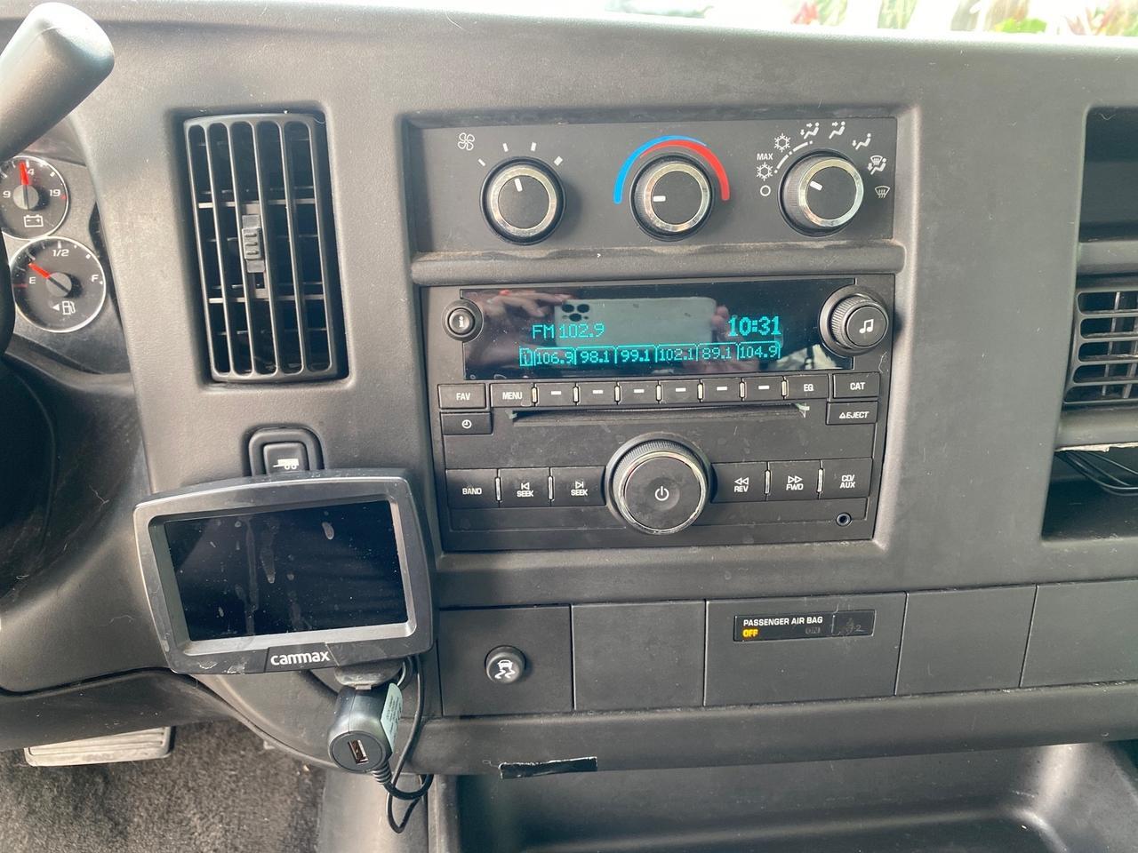 2009 GMC Savana Passenger LOW MILES 53,014 1 OWNER Pompano Beach FL