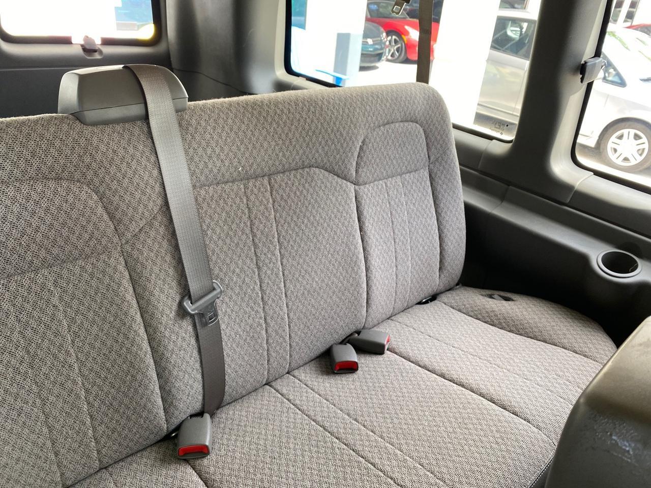 2009 GMC Savana Passenger LOW MILES 53,014 1 OWNER Pompano Beach FL