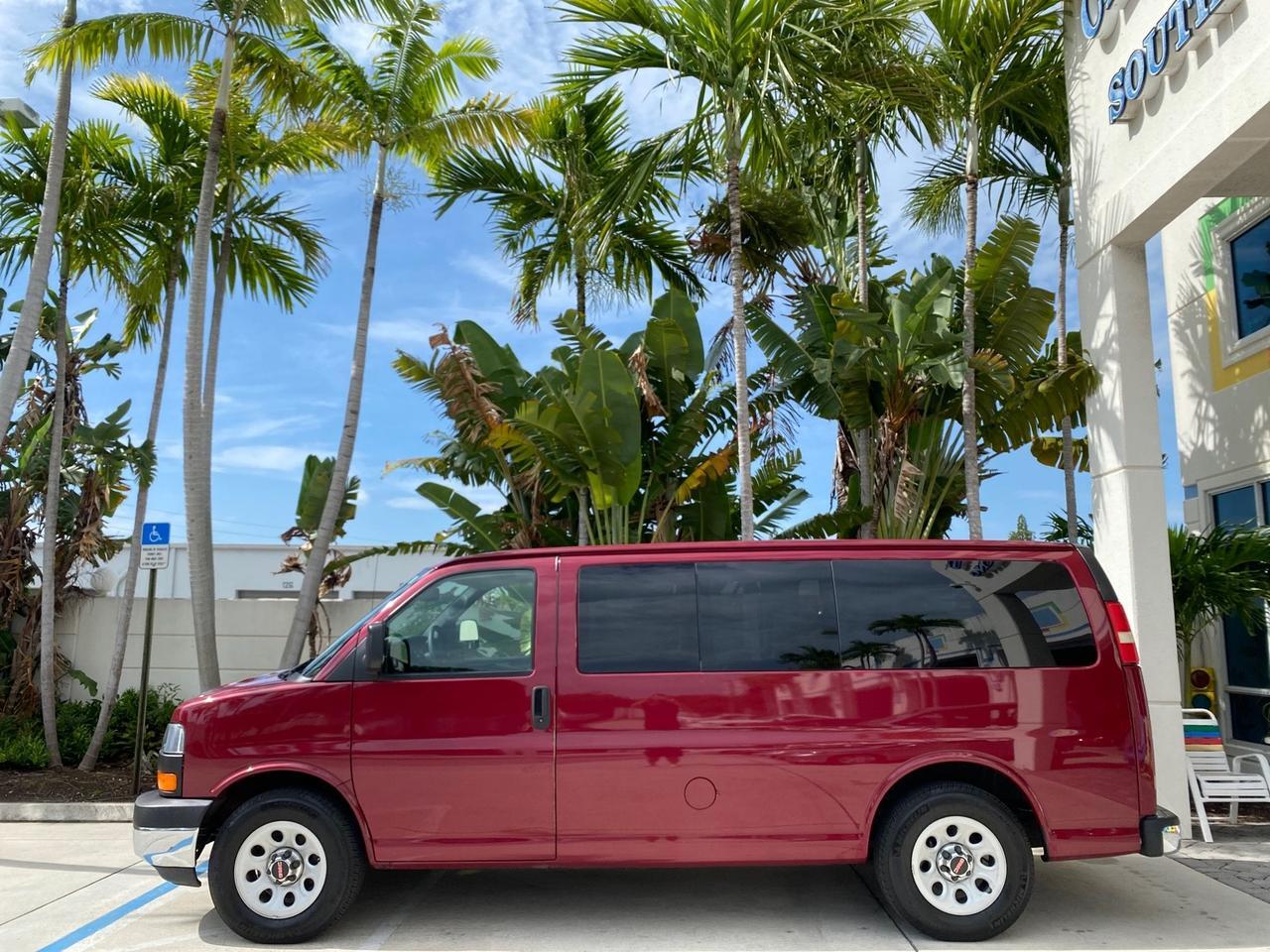 2009 GMC Savana Passenger LOW MILES 53,014 1 OWNER Pompano Beach FL