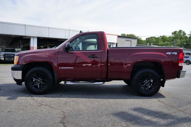 2009 GMC Sierra 1500 4X4 / 4.3L V6 / Trail Boss Wheels / Regular Cab! High Point NC