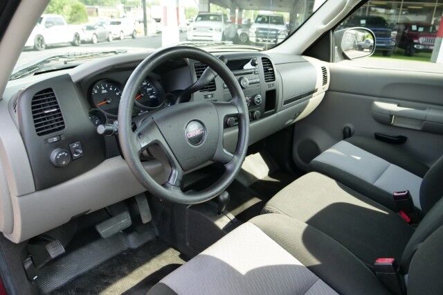2009 GMC Sierra 1500 4X4 / 4.3L V6 / Trail Boss Wheels / Regular Cab! High Point NC