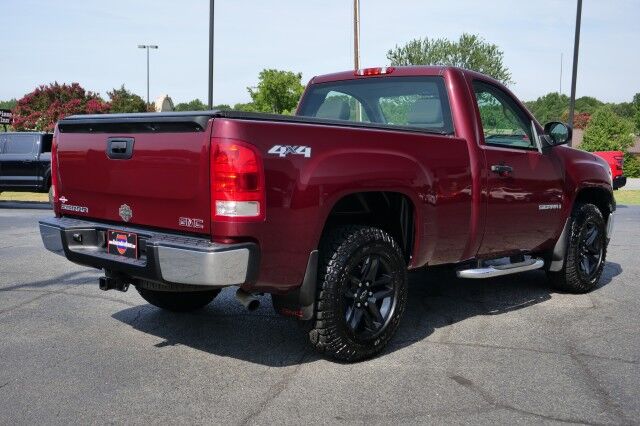 2009 GMC Sierra 1500 4X4 / 4.3L V6 / Trail Boss Wheels / Regular Cab! High Point NC