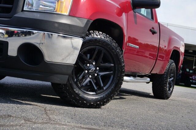 2009 GMC Sierra 1500 4X4 / 4.3L V6 / Trail Boss Wheels / Regular Cab! High Point NC