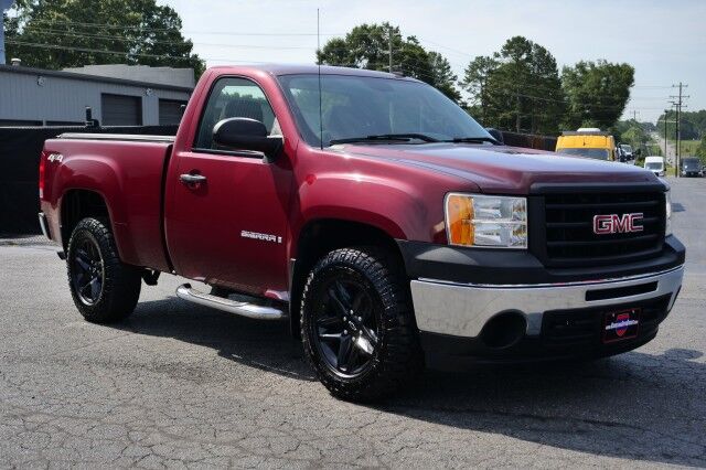 2009 GMC Sierra 1500 4X4 / 4.3L V6 / Trail Boss Wheels / Regular Cab! High Point NC