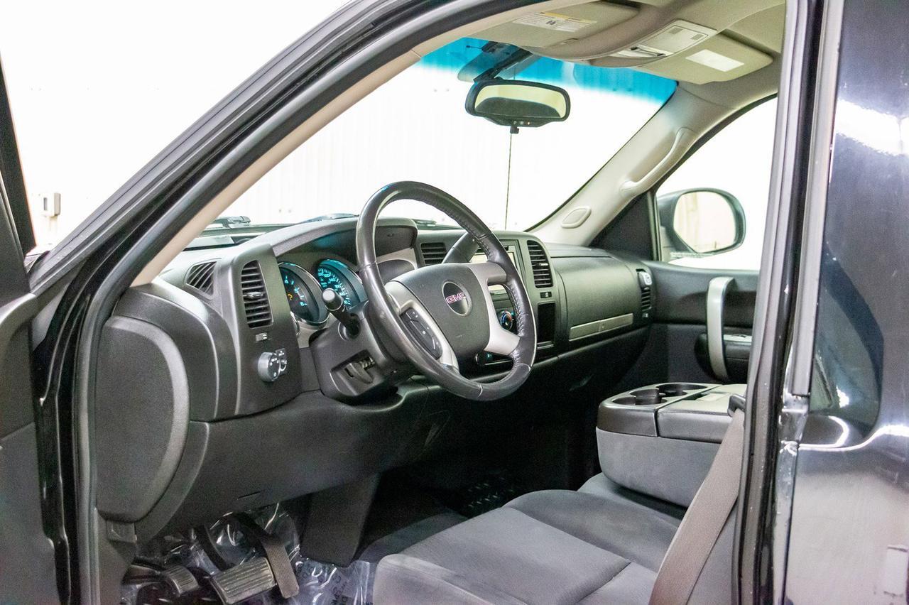 2009 GMC Sierra 1500 4x4 Reg Cab SLE Red Deer AB