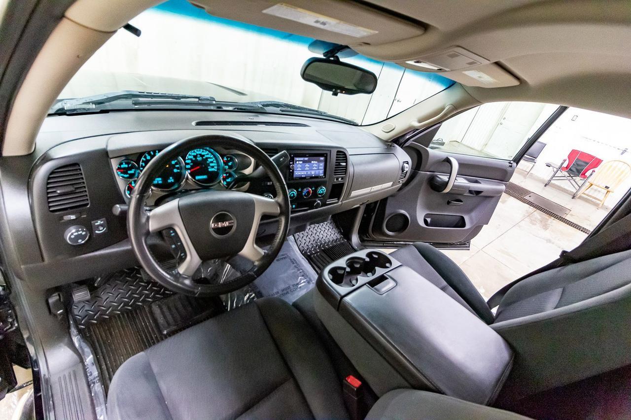 2009 GMC Sierra 1500 4x4 Reg Cab SLE Red Deer AB