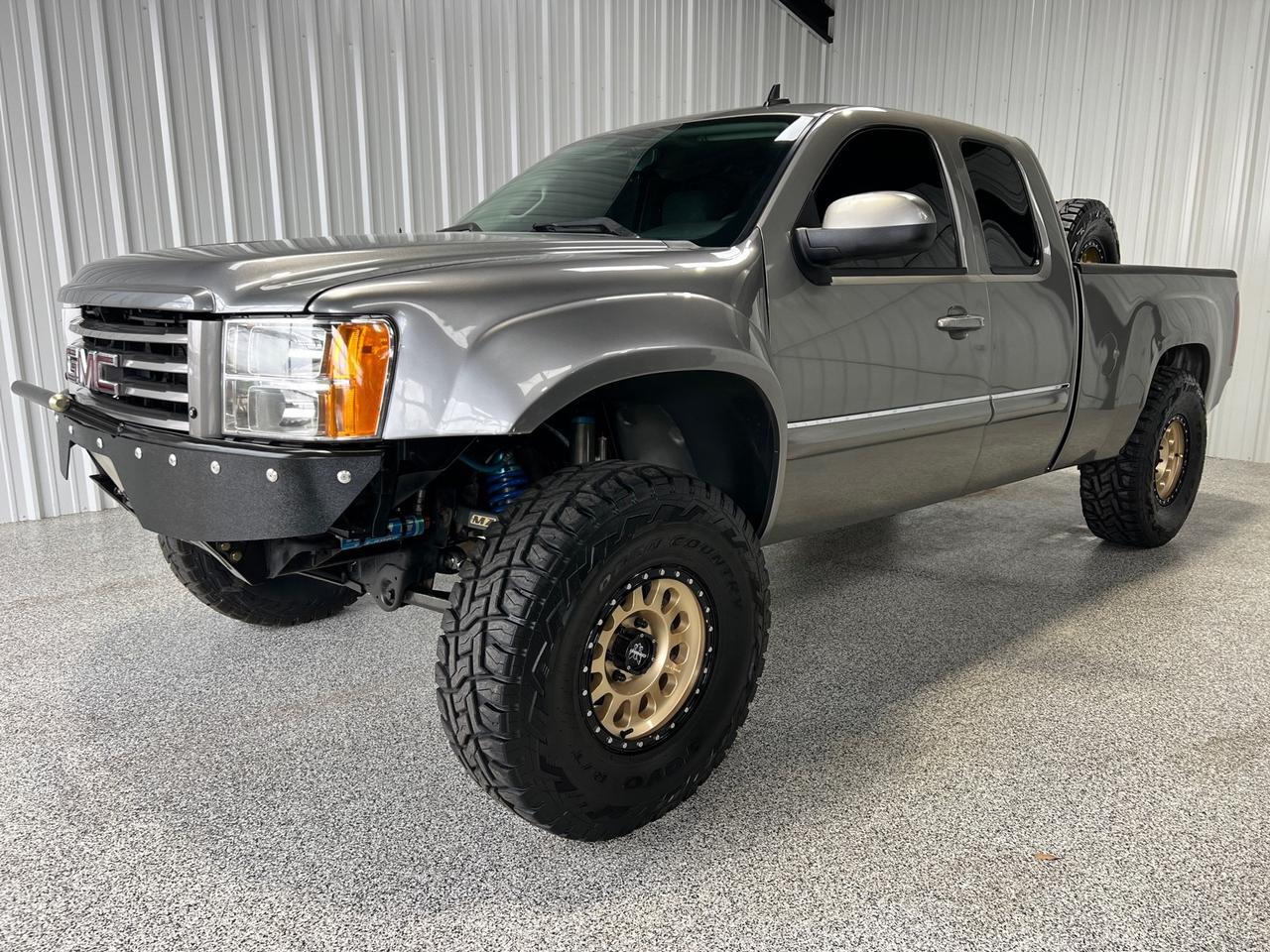 2009 GMC Sierra 1500 SLE, Pre-Runner Race Truck, King & Locked Off-Road Shocks