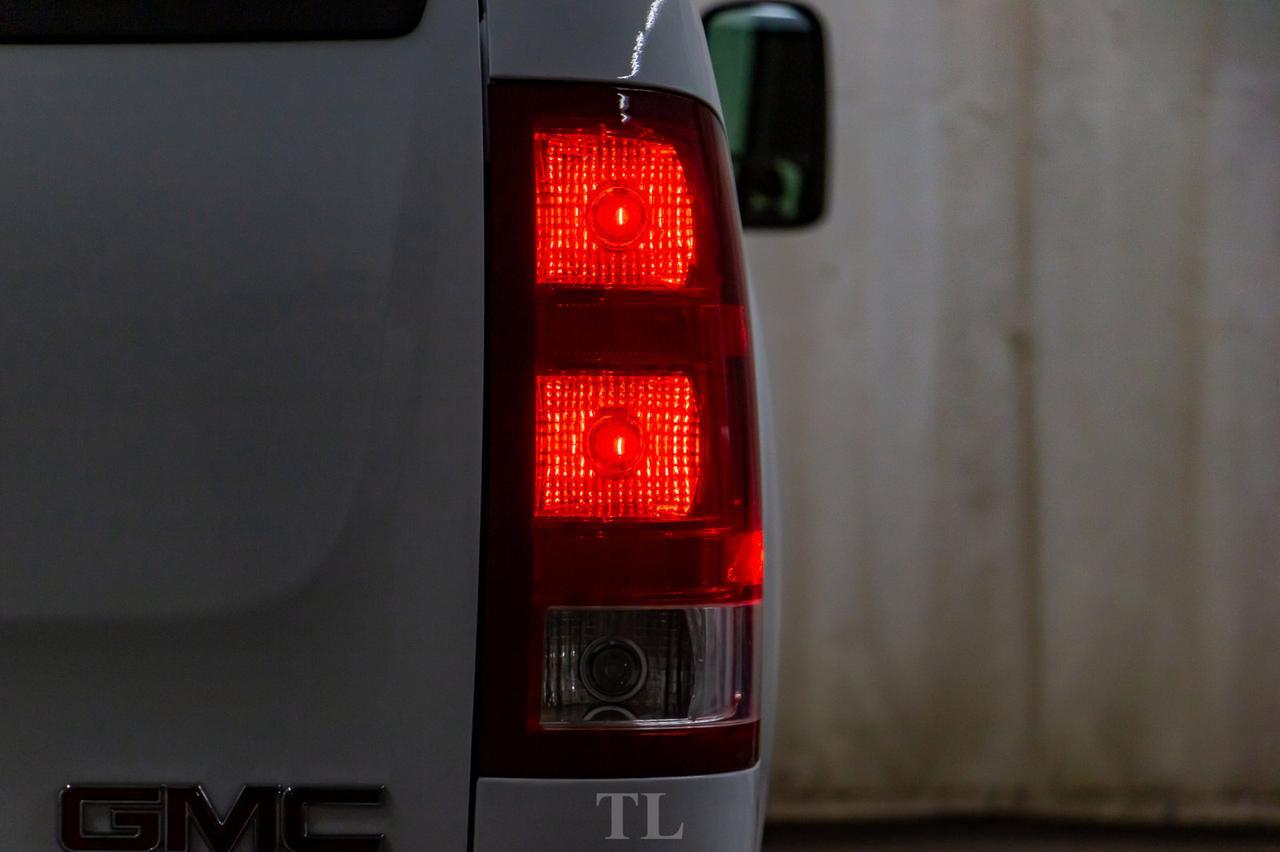 2009 GMC Sierra 2500HD 4x2 Ext Cab WT Longbox Red Deer AB