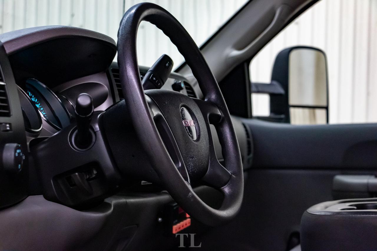 2009 GMC Sierra 2500HD 4x2 Ext Cab WT Longbox Red Deer AB