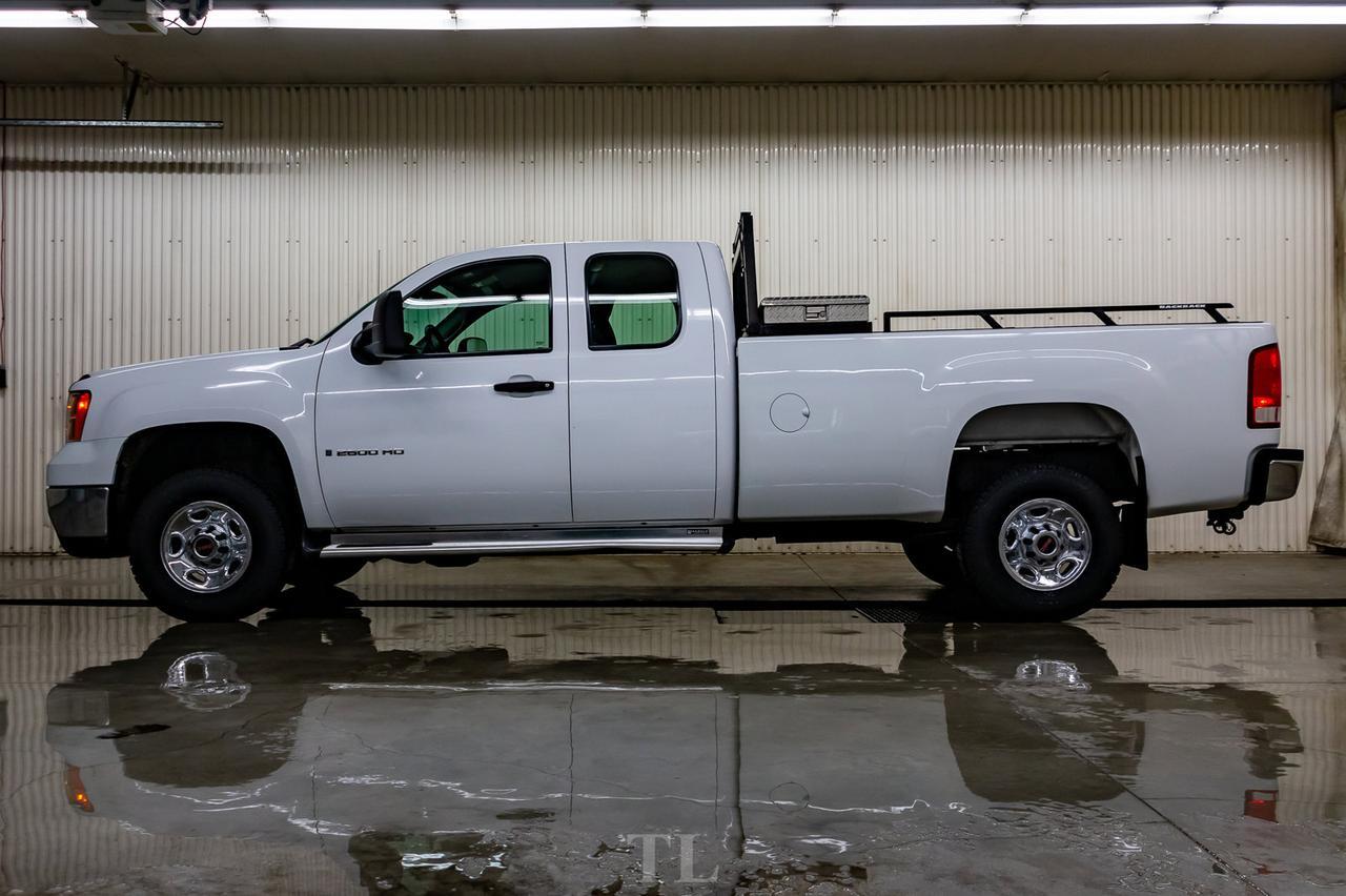 2009 GMC Sierra 2500HD 4x2 Ext Cab WT Longbox Red Deer AB