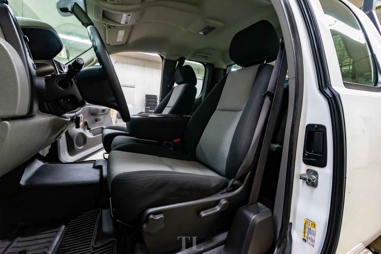 2009 GMC Sierra 2500HD 4x2 Ext Cab WT Longbox Red Deer AB