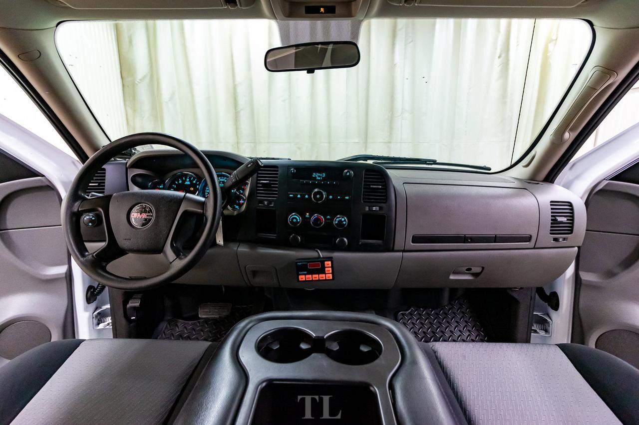 2009 GMC Sierra 2500HD 4x2 Ext Cab WT Longbox Red Deer AB