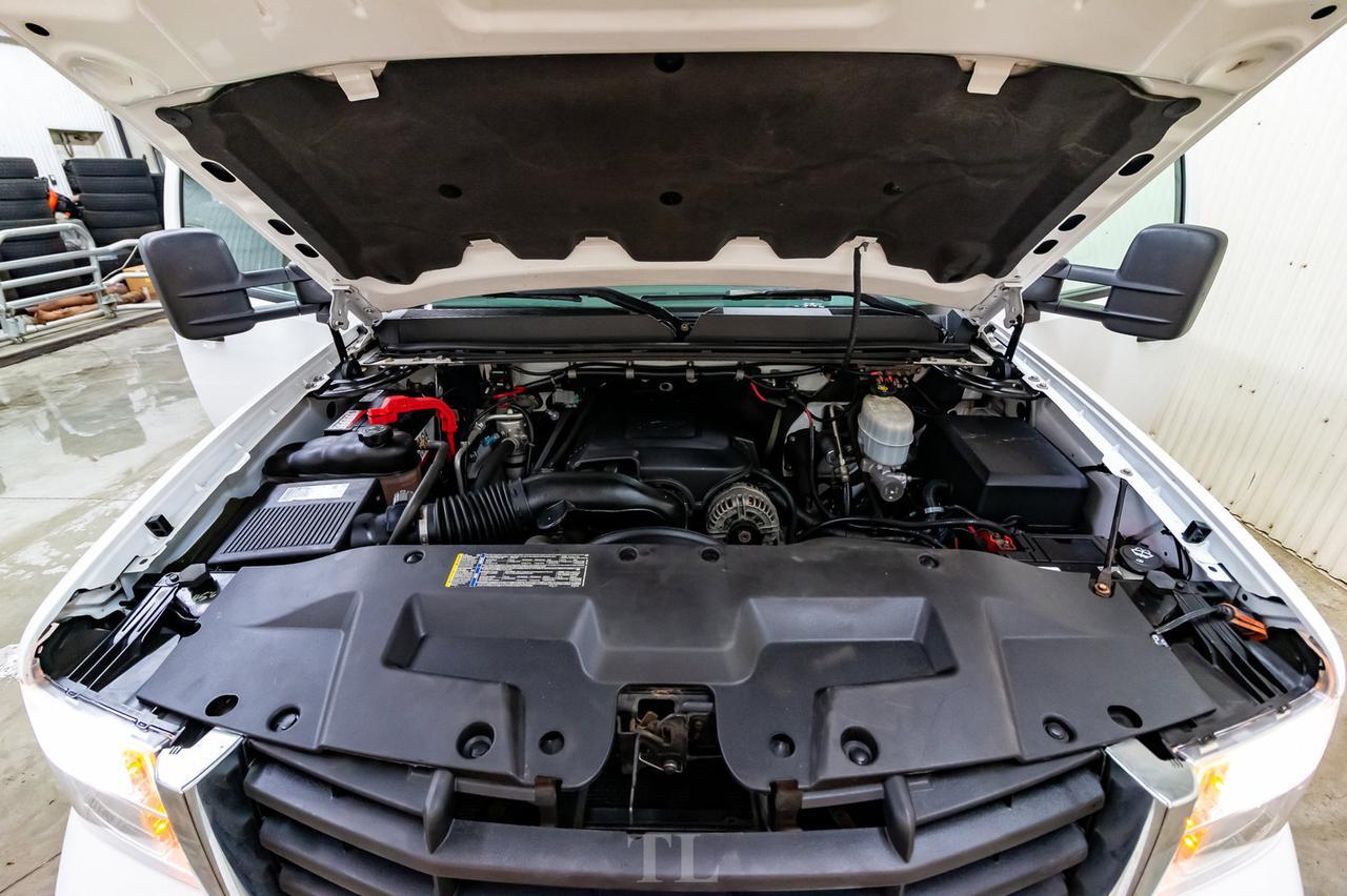 2009 GMC Sierra 2500HD 4x2 Ext Cab WT Longbox Red Deer AB