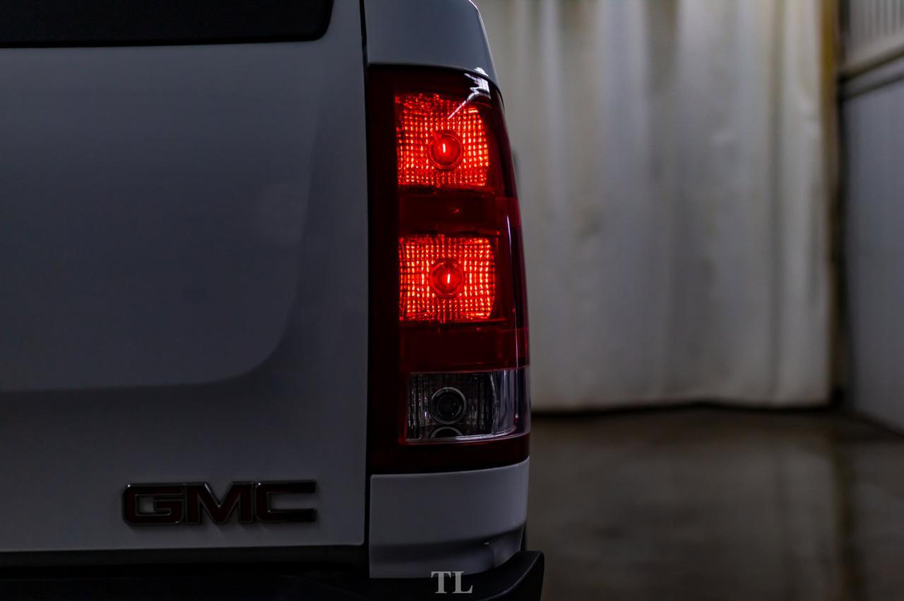 2009 GMC Sierra 2500HD 4x2 Ext Cab WT Longbox Red Deer AB