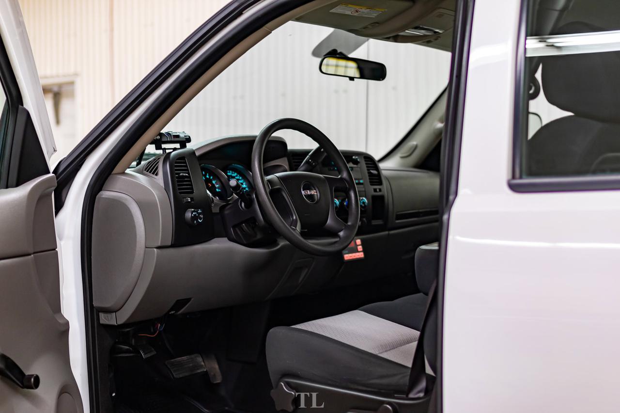 2009 GMC Sierra 2500HD 4x2 Ext Cab WT Longbox Red Deer AB