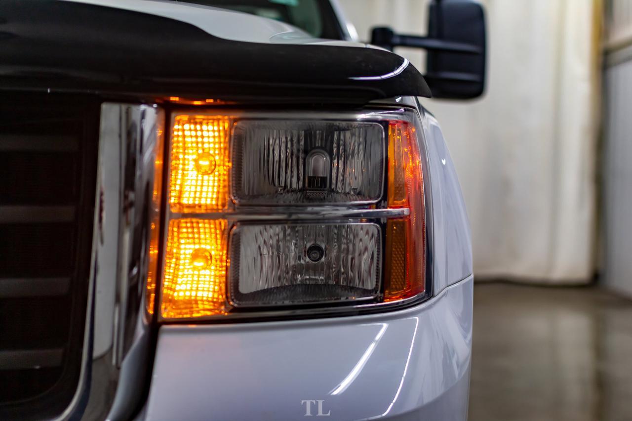 2009 GMC Sierra 2500HD 4x2 Ext Cab WT Longbox Red Deer AB