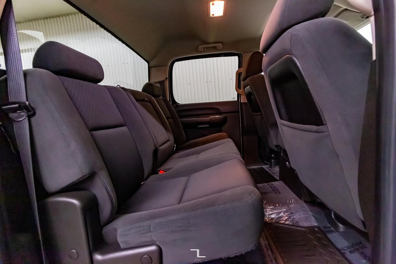 2009 GMC Sierra 2500HD 4x4 Crew Cab SLE Z71 PSeat Red Deer AB