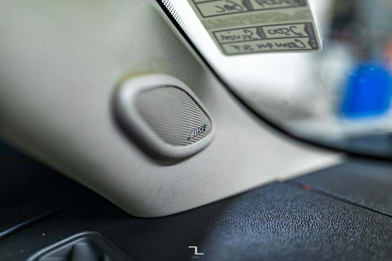 2009 GMC Sierra 2500HD 4x4 Crew Cab SLT Z71 Diesel Leather Roof Red Deer AB