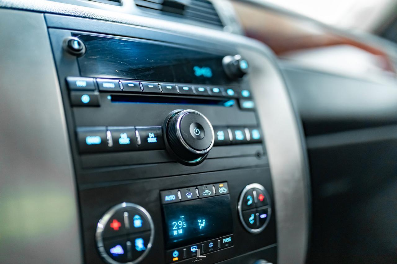 2009 GMC Sierra 2500HD 4x4 Crew Cab SLT Z71 Diesel Leather Roof Red Deer AB