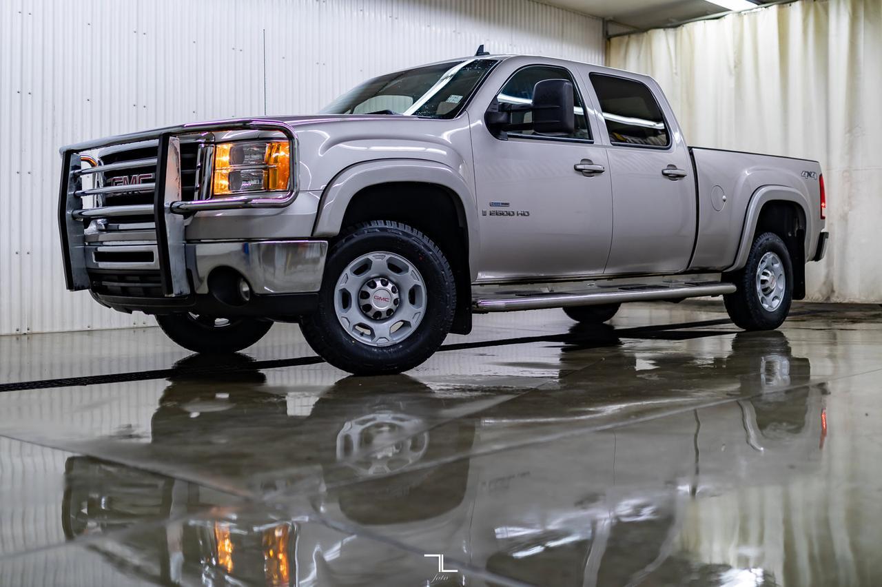 2009 GMC Sierra 2500HD 4x4 Crew Cab SLT Z71 Diesel Leather Roof Red Deer AB