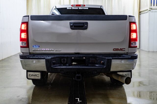 2009 GMC Sierra 2500HD 4x4 Crew Cab SLT Z71 Diesel Leather Roof Red Deer AB