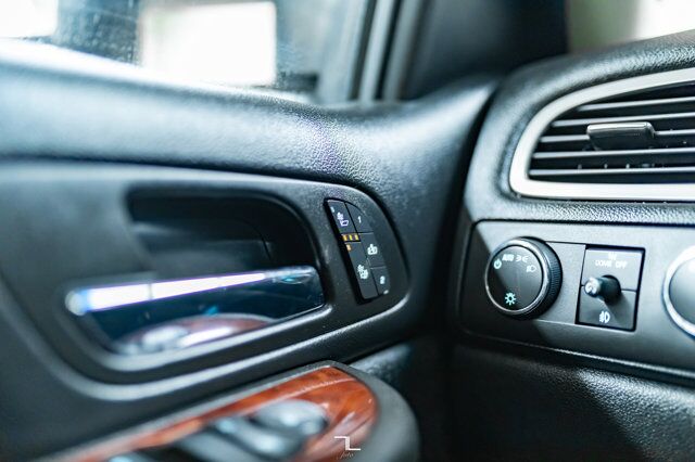 2009 GMC Sierra 2500HD 4x4 Crew Cab SLT Z71 Diesel Leather Roof Red Deer AB