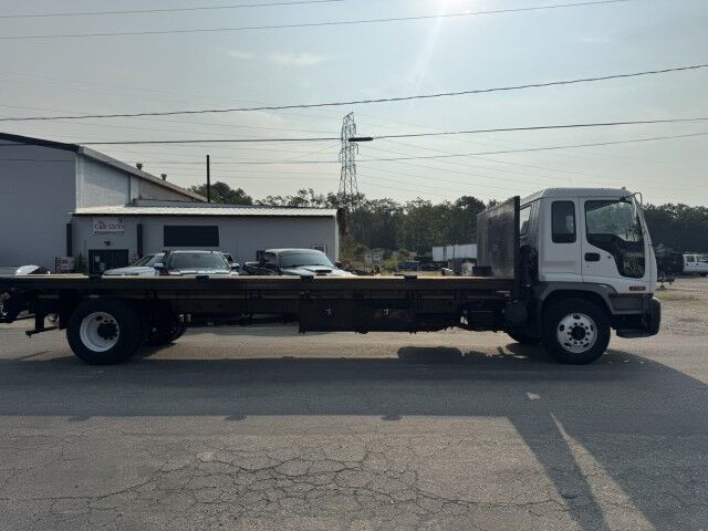2009 GMC T Series 26' Flatbed  Henrico VA