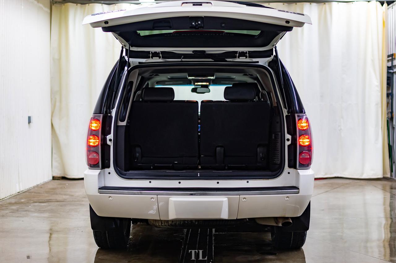 2009 GMC Yukon AWD Denali Leather Roof Nav TV BCam Red Deer AB