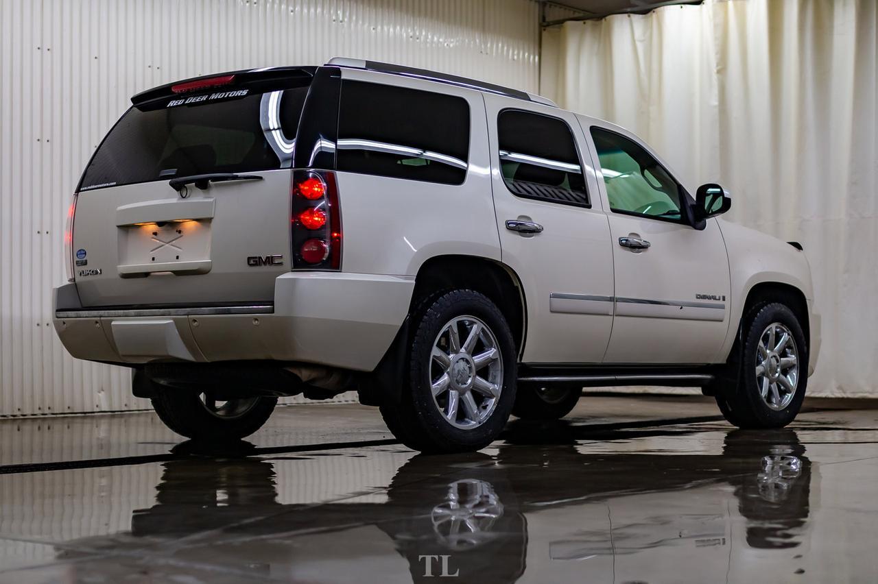 2009 GMC Yukon AWD Denali Leather Roof Nav TV BCam Red Deer AB