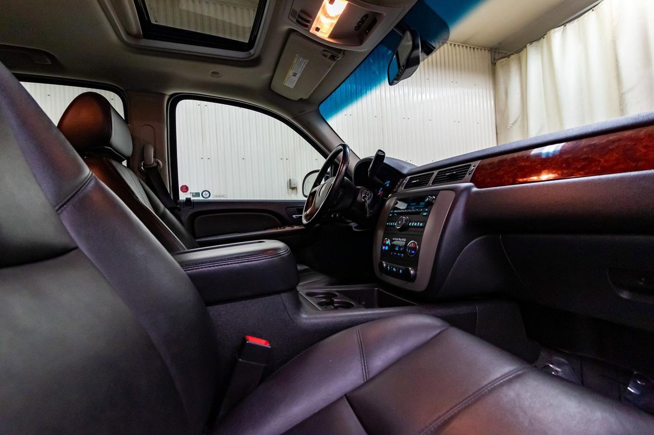 2009 GMC Yukon AWD SLT Leather Roof Red Deer AB