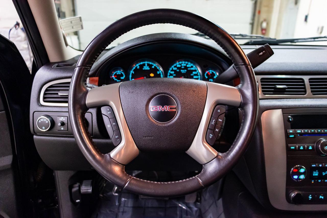 2009 GMC Yukon AWD SLT Leather Roof Red Deer AB