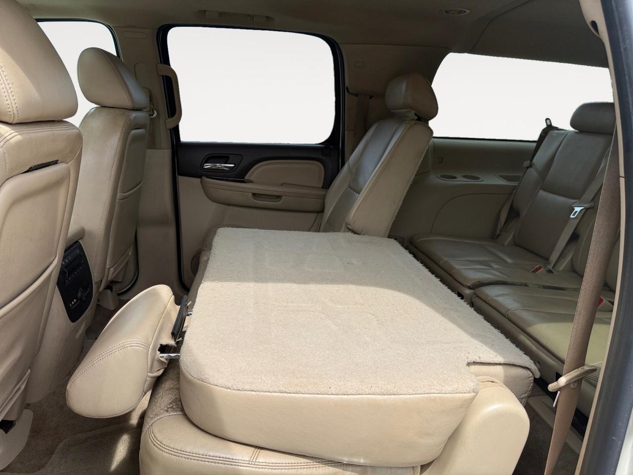 2009 GMC Yukon XL DENALI, HEATED/VENTILATED SEATS, HEATED REAR SEATS, SUNROOF, TOW PACKAGE, RUNNING BOARDS, DVD ENTERTAINMENT, POWER MIRRORS, UNIVERSAL GARAGE DOOR OPENER, 3RD ROW, THIS IS THE PERFECT FAMILY VEHICLE! Norfolk VA