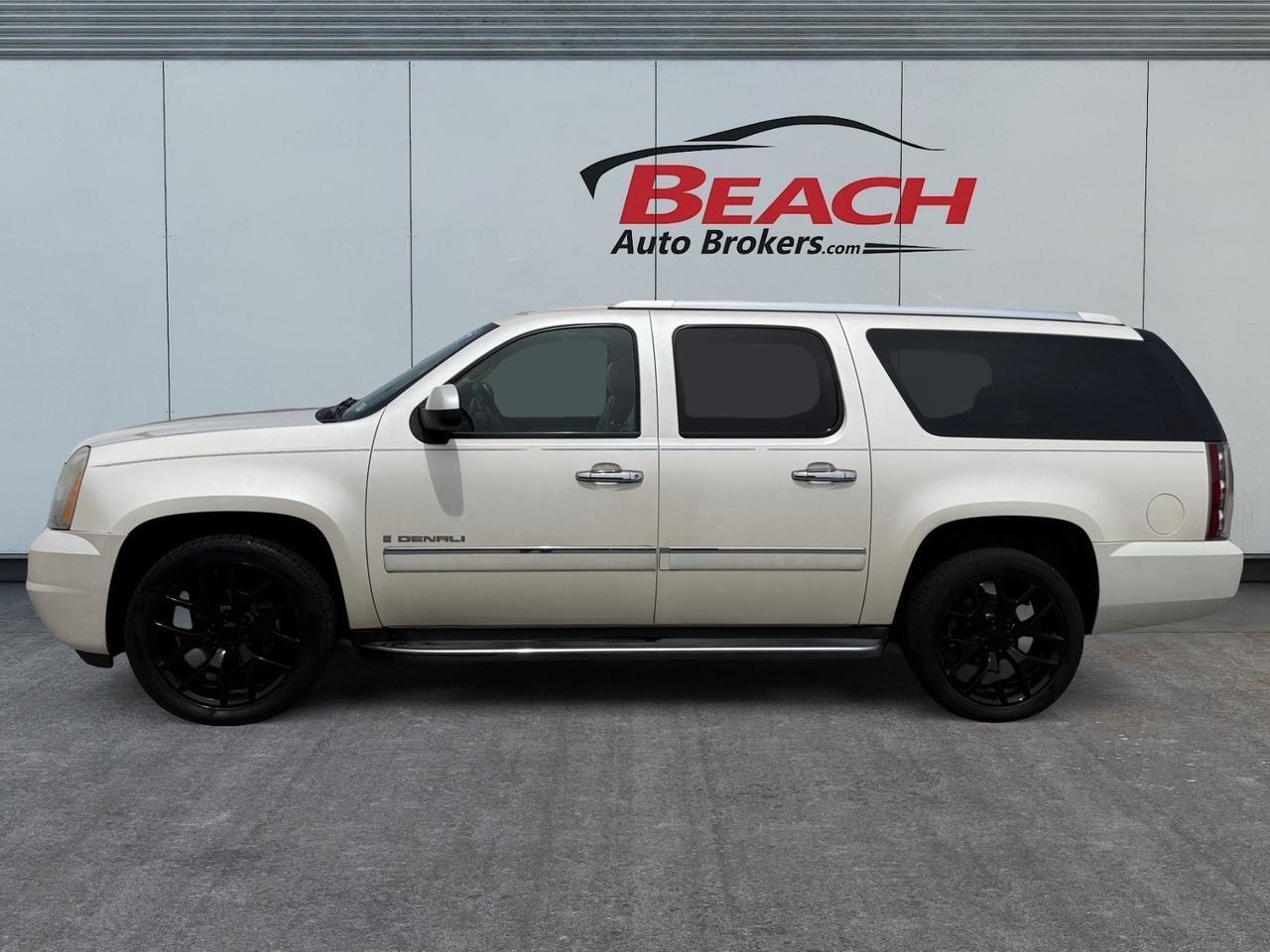 2009 GMC Yukon XL DENALI, HEATED/VENTILATED SEATS, HEATED REAR SEATS, SUNROOF, TOW PACKAGE, RUNNING BOARDS, DVD ENTERTAINMENT, POWER MIRRORS, UNIVERSAL GARAGE DOOR OPENER, 3RD ROW, THIS IS THE PERFECT FAMILY VEHICLE!