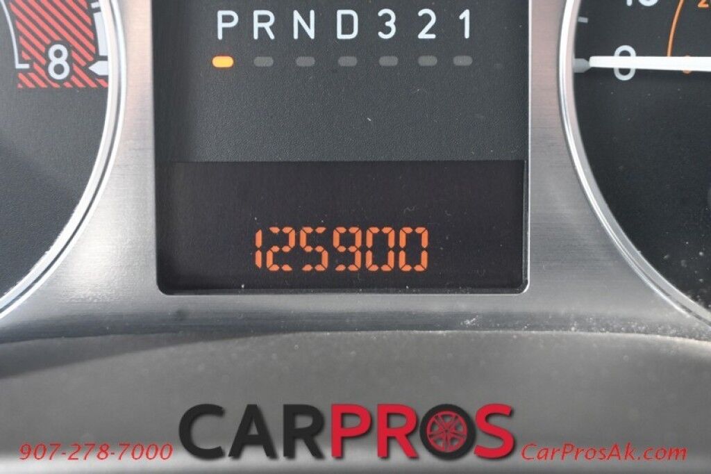 2009 HUMMER H3T - 4X4 - Adventure Appearance PKG - Auto Start - Apple Carplay & Android Auto - Power Driver Seat - Snorkel - Sunroof - Engine Block Heater - Winch - Bedliner -Tow PKG - Low Miles Anchorage AK