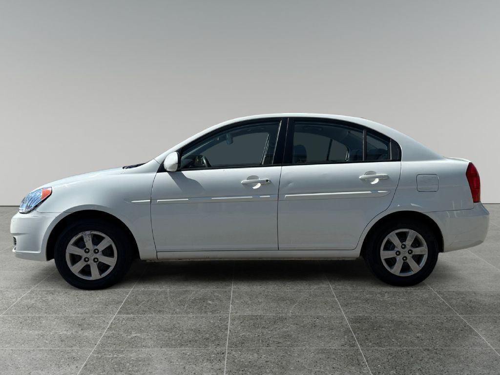 2009 HYUNDAI ACCENT GLS