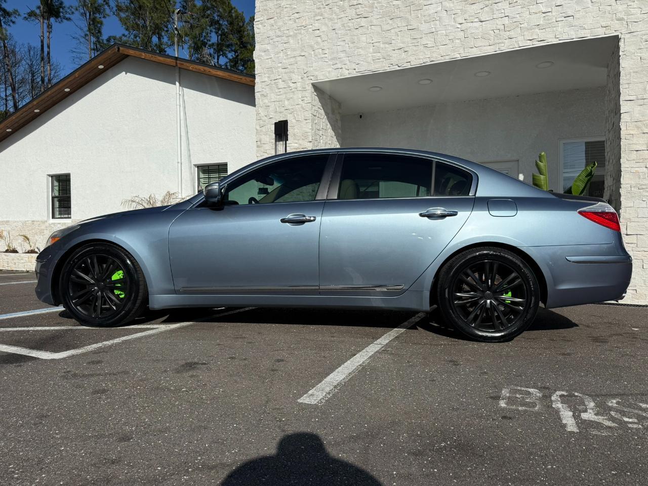 2009 Hyundai Genesis 4dr Sdn 4.6L V8