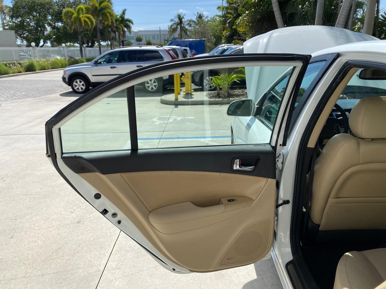 2009 Hyundai Sonata SUNROOF Limited LOW MILES 45,849 Pompano Beach FL