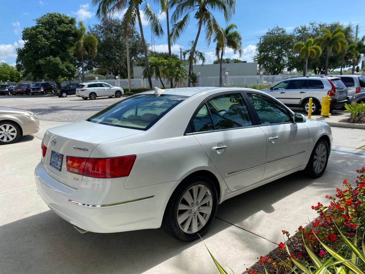 2009 Hyundai Sonata SUNROOF Limited LOW MILES 45,849 Pompano Beach FL