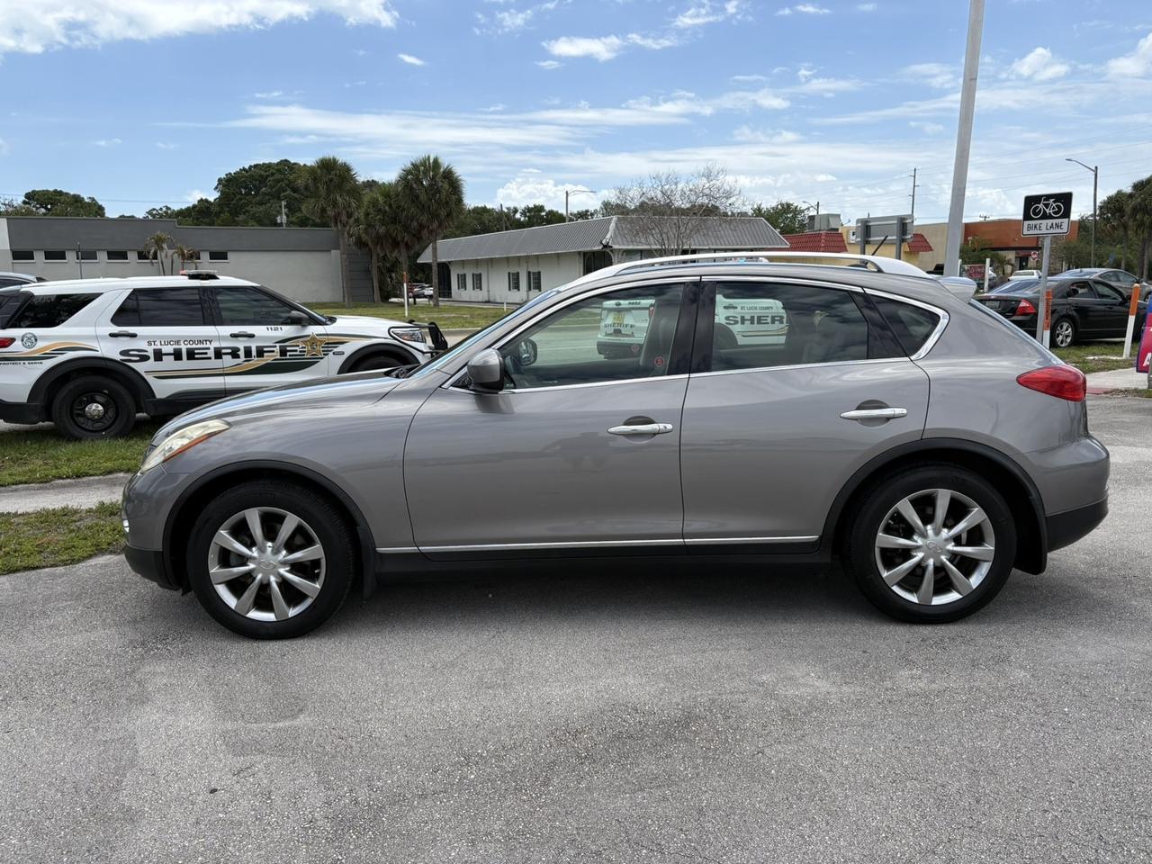 2009 INFINITI EX35