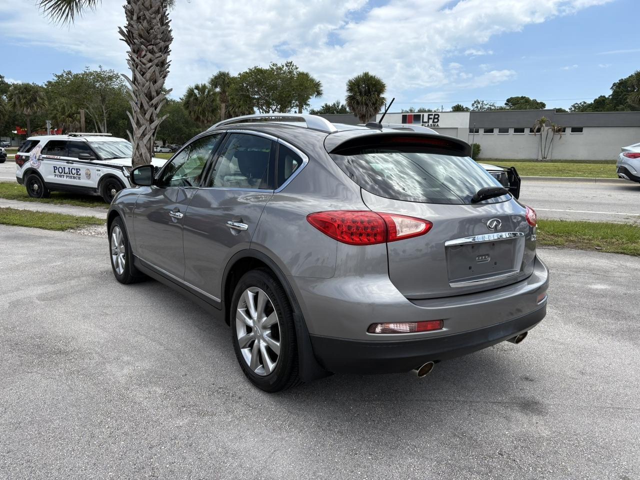 2009 INFINITI EX35