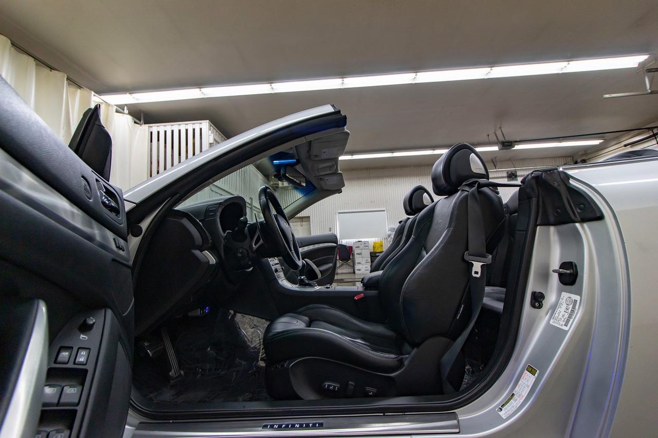 2009 Infiniti G37 S Convertible Leather BCam Red Deer AB