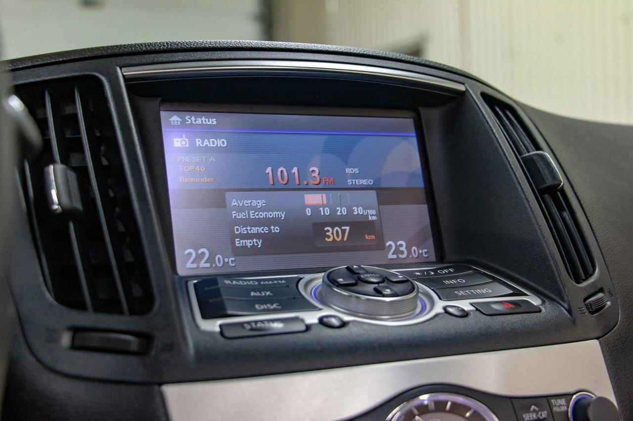 2009 Infiniti G37 S Convertible Leather BCam Red Deer AB