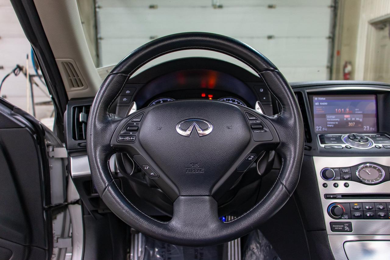 2009 Infiniti G37 S Convertible Leather BCam Red Deer AB
