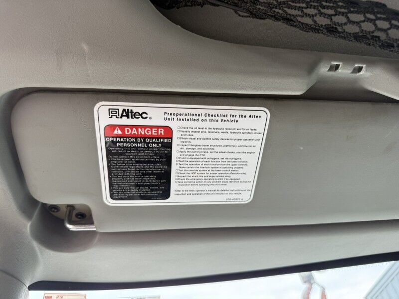 2009 International 4000 Diesel Crane Collinsville OK