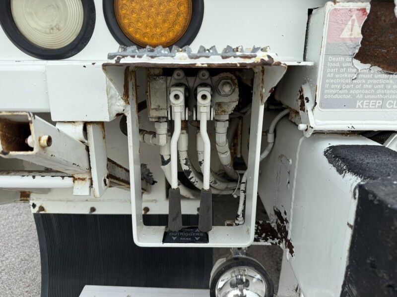 2009 International 4000 Diesel Crane 36k mi's Collinsville OK
