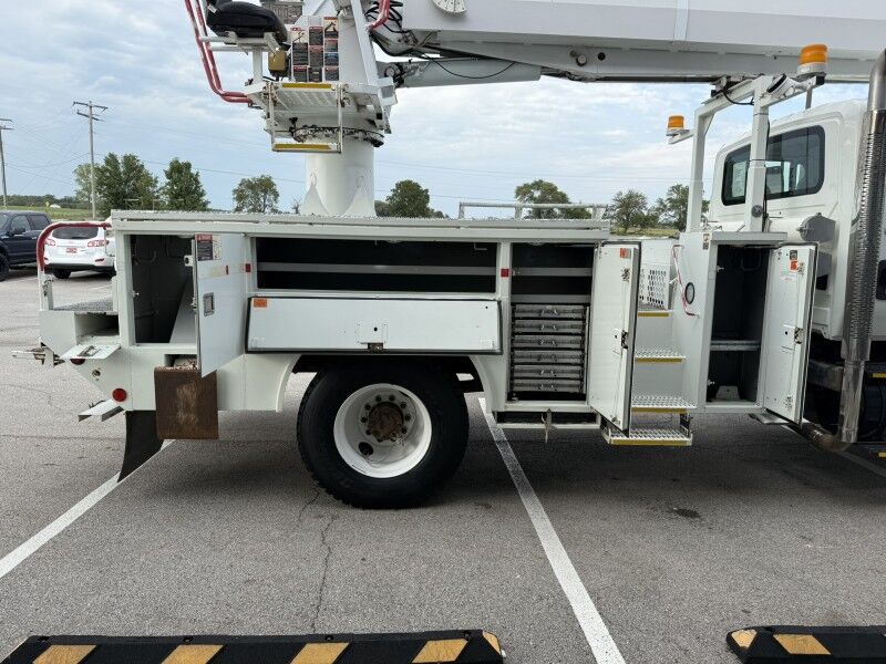 2009 International 4000 Diesel Crane 36k mi's Collinsville OK