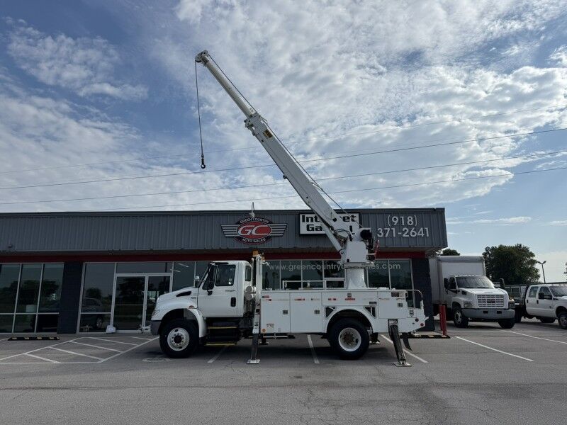 2009 International 4000 Diesel Crane 36k mi's Collinsville OK