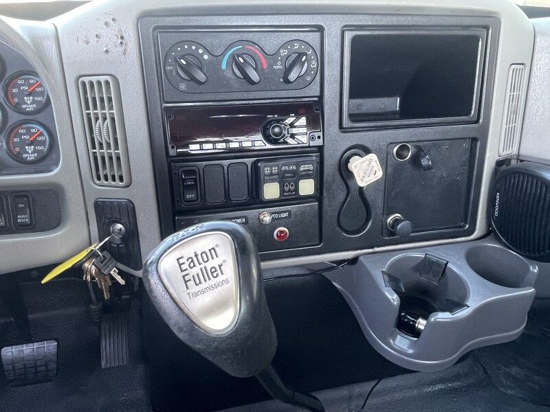 2009 International 4000 Mechanics Crane Truck Collinsville OK