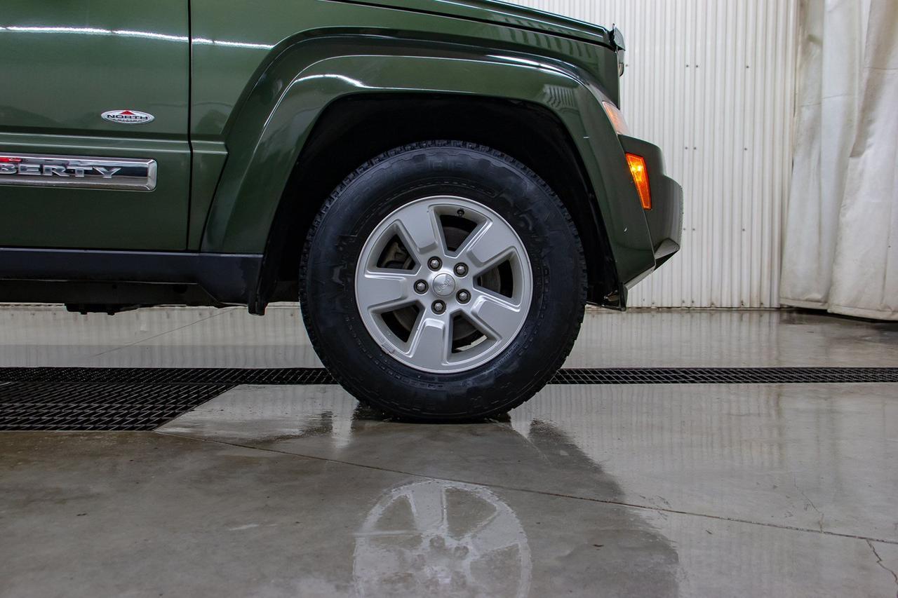 2009 Jeep Liberty 4x4 North Edition Roof Remote Start Red Deer AB